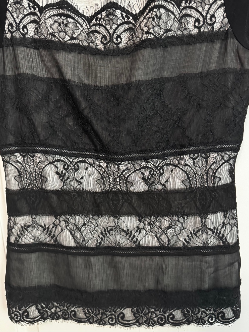 White House Black Market Mixed Media Eyelash Lace Blouse Gray Black Size S - Picture 7 of 11